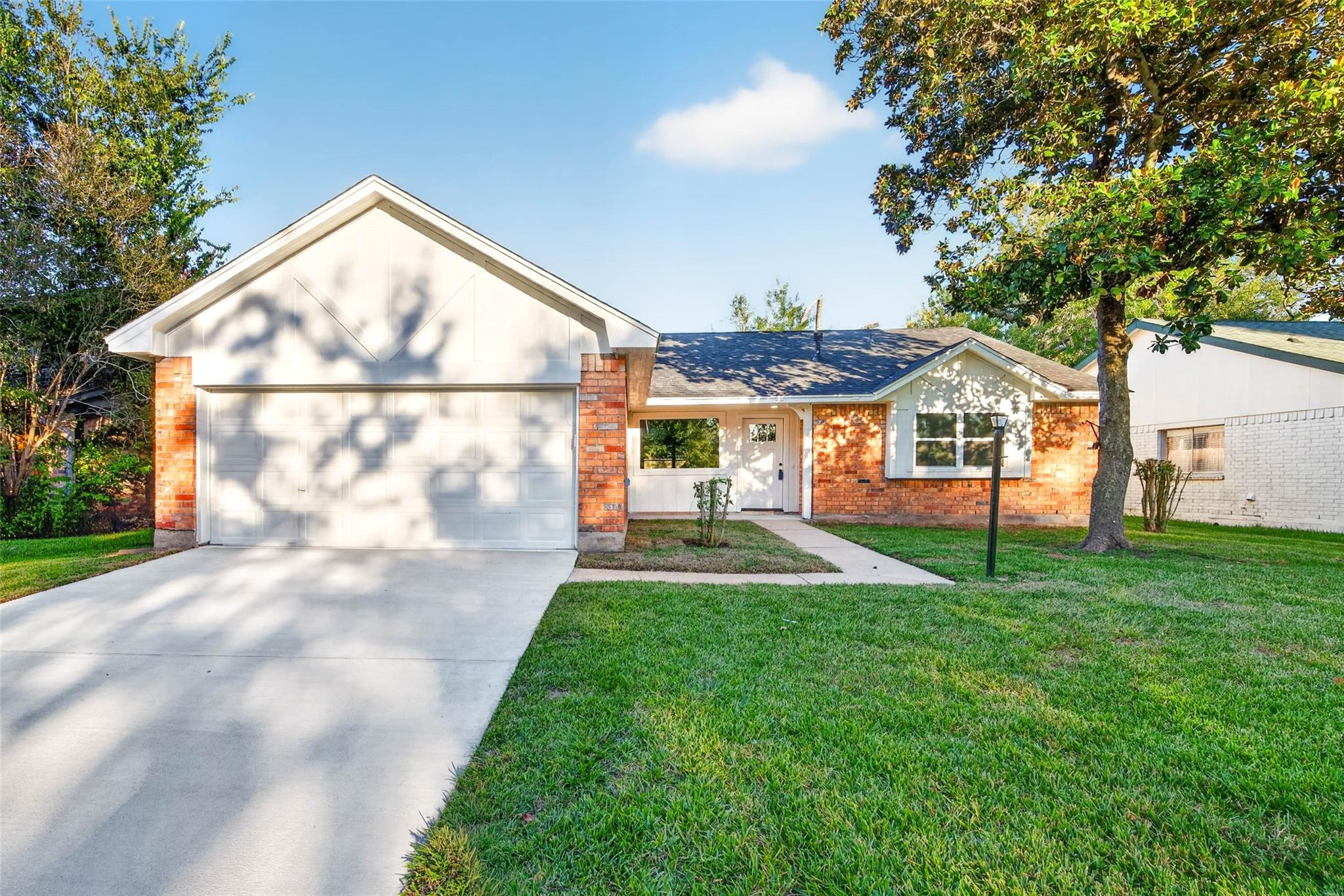 606 Old Colony Drive