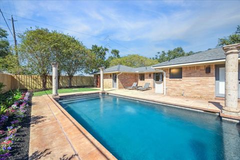 Tiny photo for 1814 Haverhill Drive, Houston, TX 77008 (MLS # 46885389)