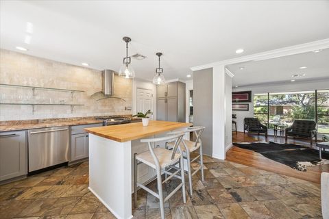 Tiny photo for 1814 Haverhill Drive, Houston, TX 77008 (MLS # 46885389)