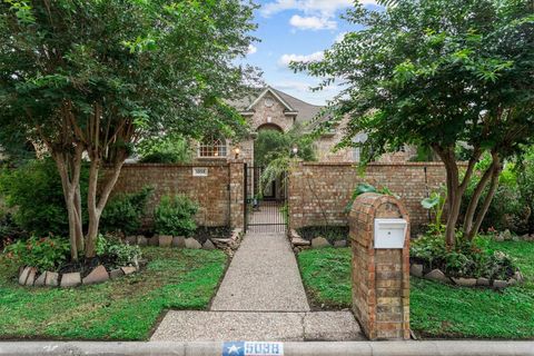 Photo of 5038 Huntwick Parc Court, Houston, TX 77069 (MLS # 43922275)