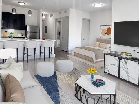 Photo of 2727 Brazos Street #17, Houston, TX 77006 (MLS # 78103504)