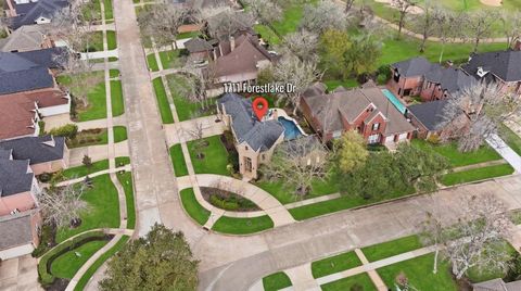 Tiny photo for 1711 Forestlake Drive, Sugar Land, TX 77479 (MLS # 41292823)