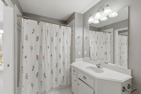 Tiny photo for 1711 Forestlake Drive, Sugar Land, TX 77479 (MLS # 41292823)