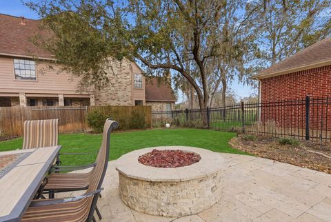 Tiny photo for 1711 Forestlake Drive, Sugar Land, TX 77479 (MLS # 41292823)