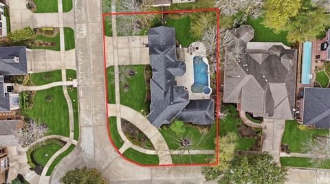 Tiny photo for 1711 Forestlake Drive, Sugar Land, TX 77479 (MLS # 41292823)