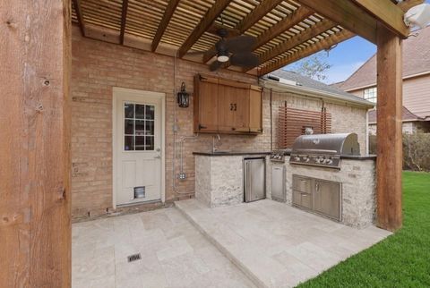 Tiny photo for 1711 Forestlake Drive, Sugar Land, TX 77479 (MLS # 41292823)