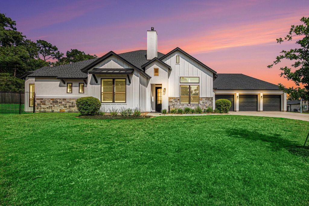 Photo of 1703 Madera Oaks Court, Conroe, TX 77304 (MLS # 45244814)