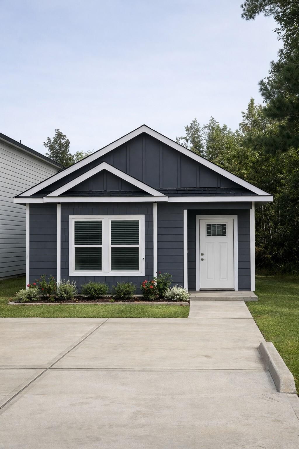 Photo of 16902 W Alderson, Montgomery, TX 77316 (MLS # 28845278)