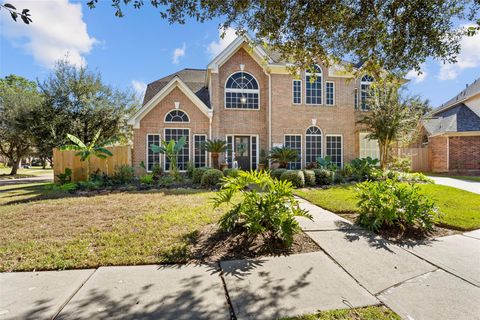 Photo of 111 Casual Shore Court, League City, TX 77573 (MLS # 34498706)