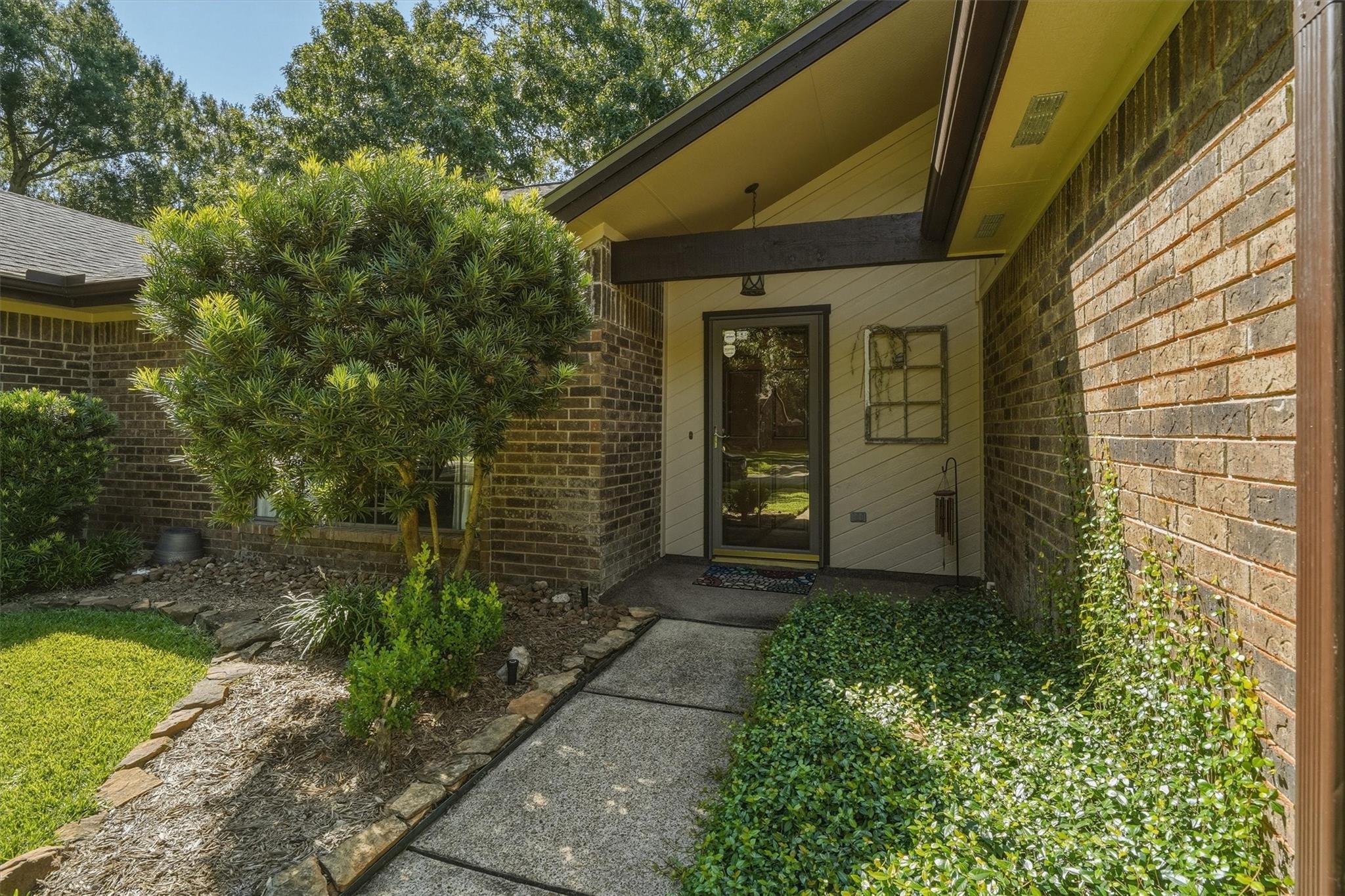 2917 Sugar Wood Drive