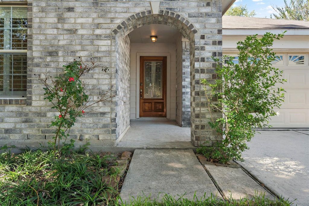 Photo of 28811 Fox Run Boulevard, Spring, TX 77386 (MLS # 82198026)