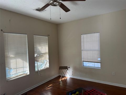 Tiny photo for 185 Woodvale Street, Houston, TX 77012 (MLS # 16202051)
