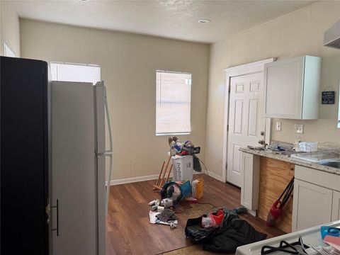 Tiny photo for 185 Woodvale Street, Houston, TX 77012 (MLS # 16202051)