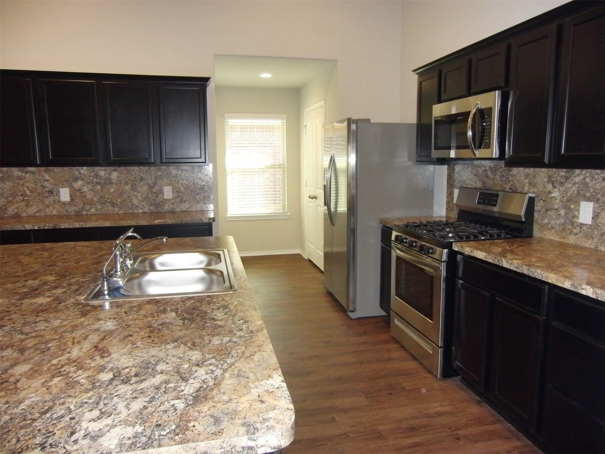 5522 Mesquite Oaks Trail