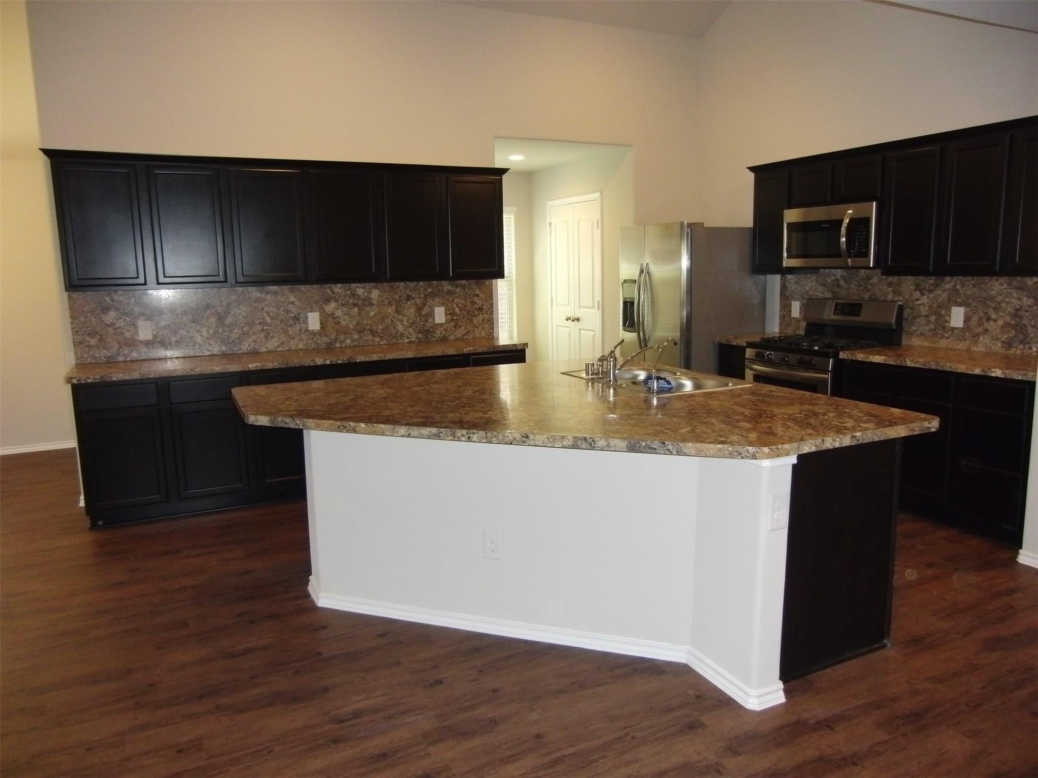 5522 Mesquite Oaks Trail