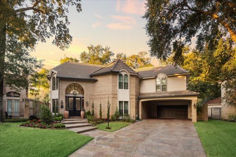 Photo of 15406 Old Stone Trail, Houston, TX 77079 (MLS # 89728687)