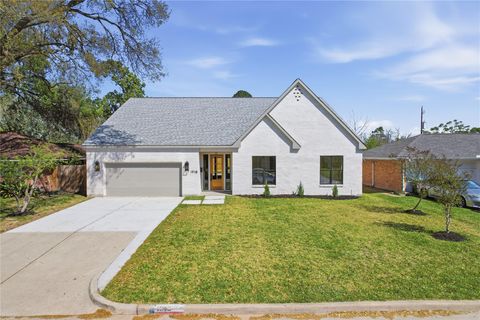 Photo of 1918 Spillers Lane, Houston, TX 77043 (MLS # 62438756)