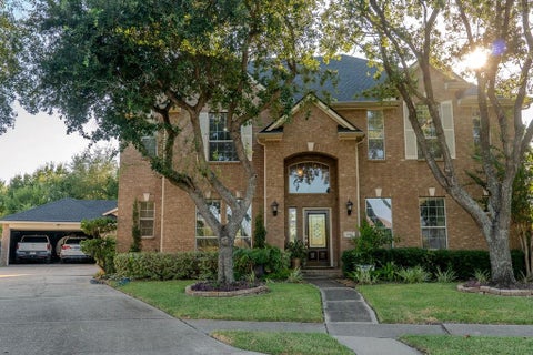 Photo of 2010 Mountain Creek Street E, Pearland, TX 77584 (MLS # 11704088)