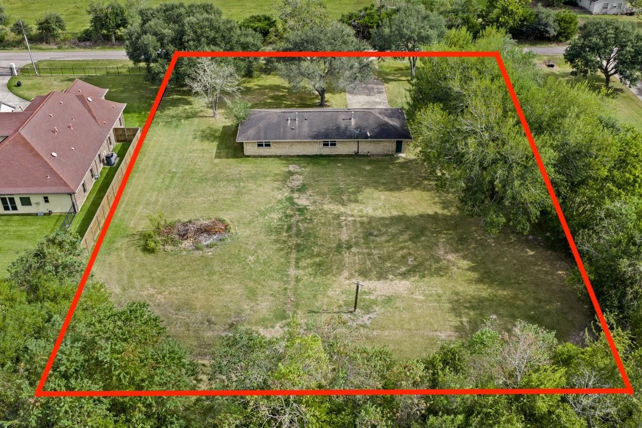 1242 County Road 857