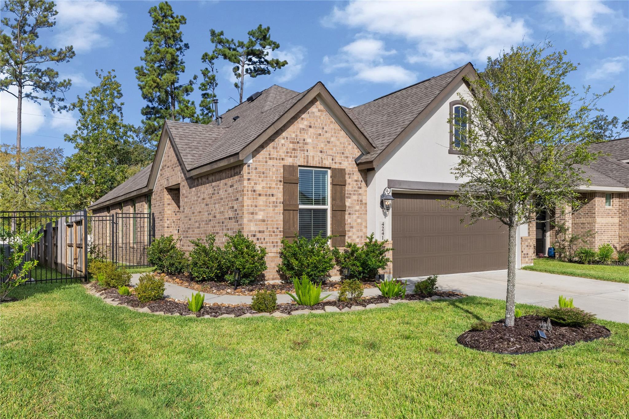 4241 Waterlily Spring Way