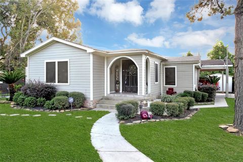 Photo of 7241 Glen Falls Street, Houston, TX 77049 (MLS # 55709418)