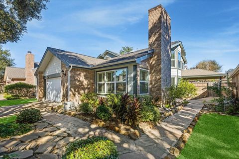 Photo of 1527 Ainsdale Drive, Houston, TX 77077 (MLS # 60423720)