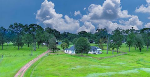 100 E Hill Ranch Lane New Waverly TX 77358