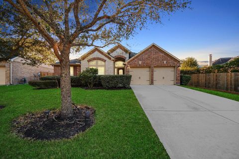 Photo of 2003 Sequoia Trail Lane, Richmond, TX 77469 (MLS # 46518665)
