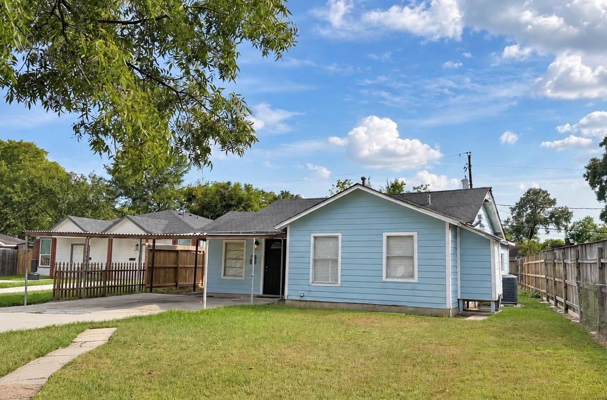 1210 Bernard Street