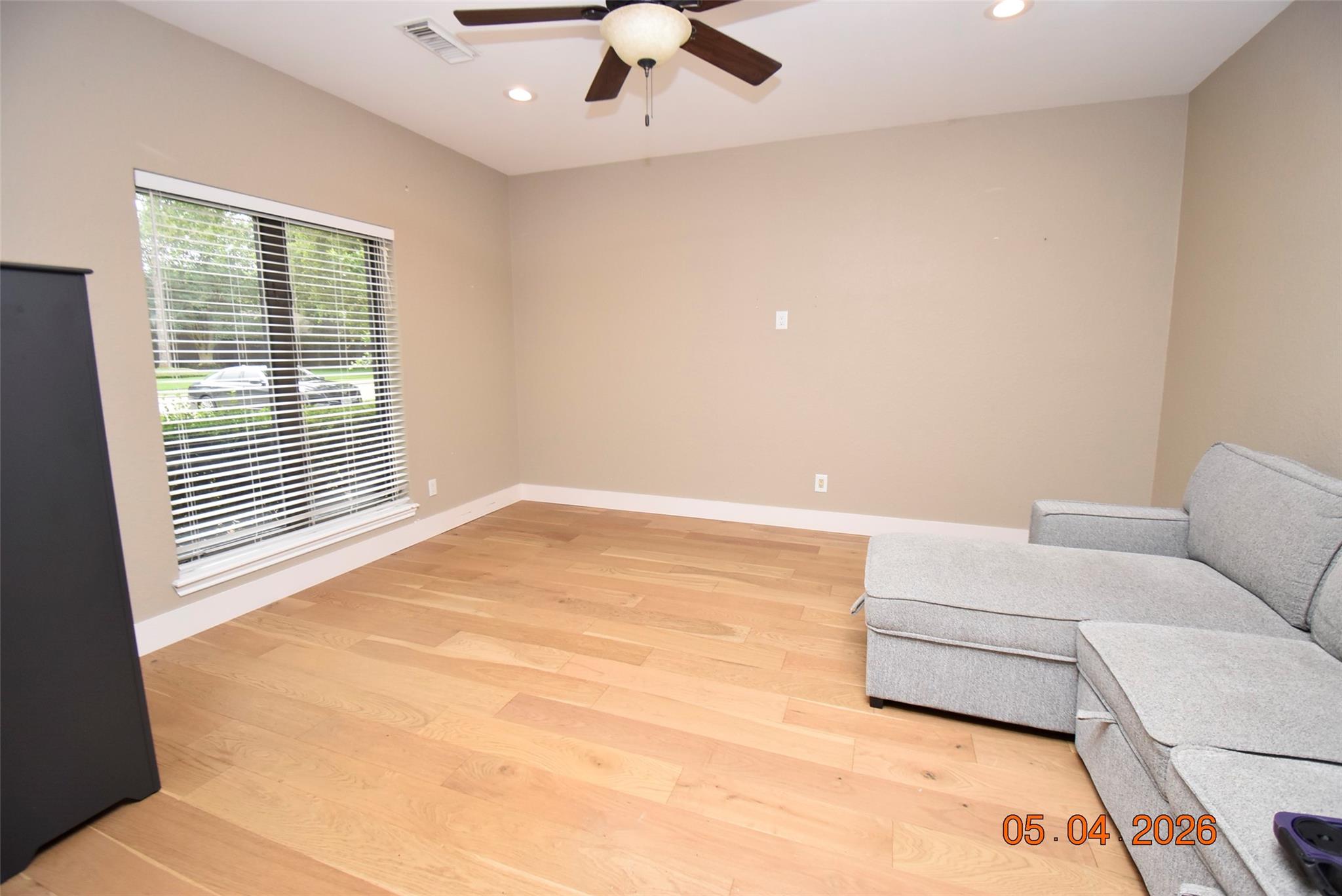 421 Creekside Drive