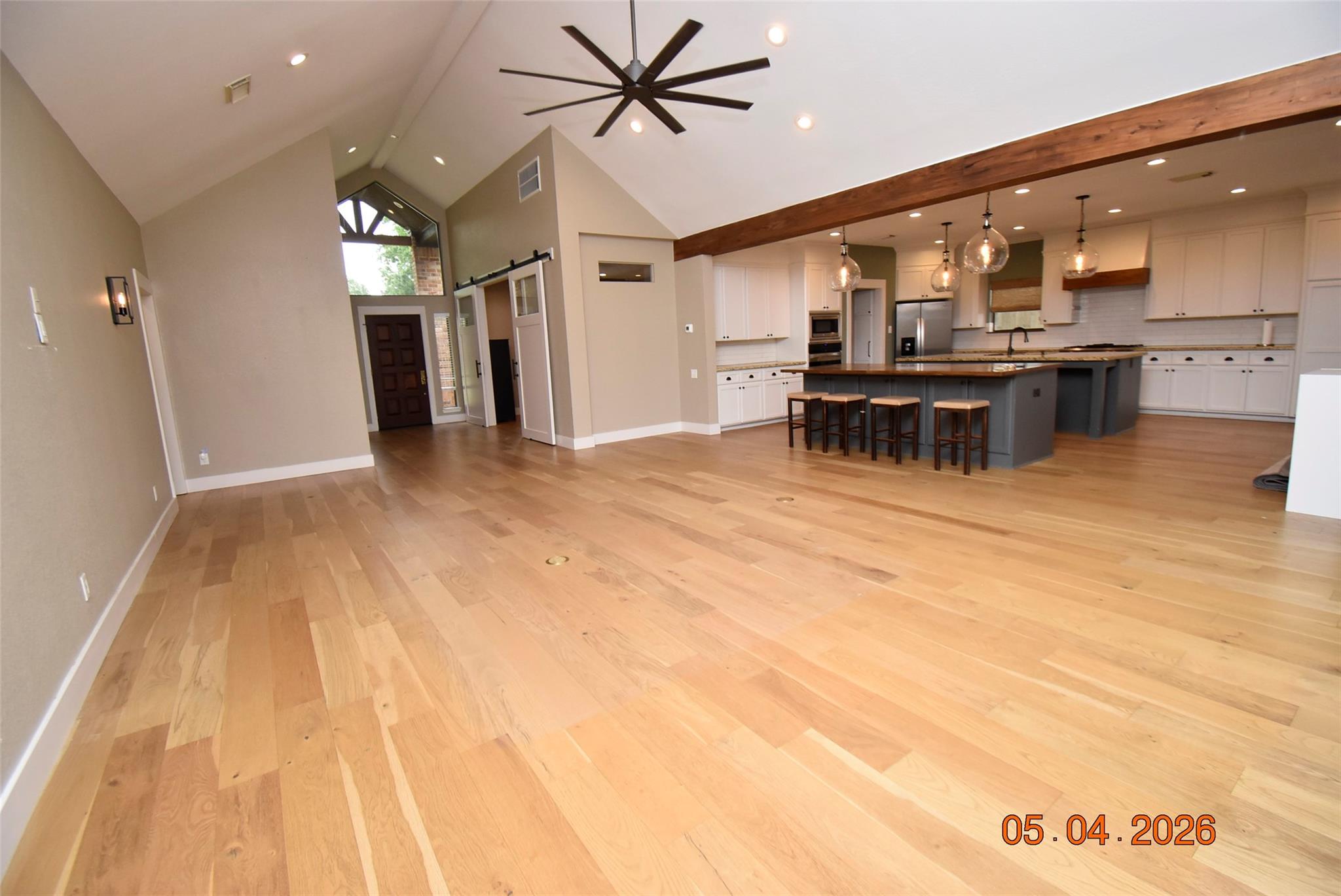 421 Creekside Drive