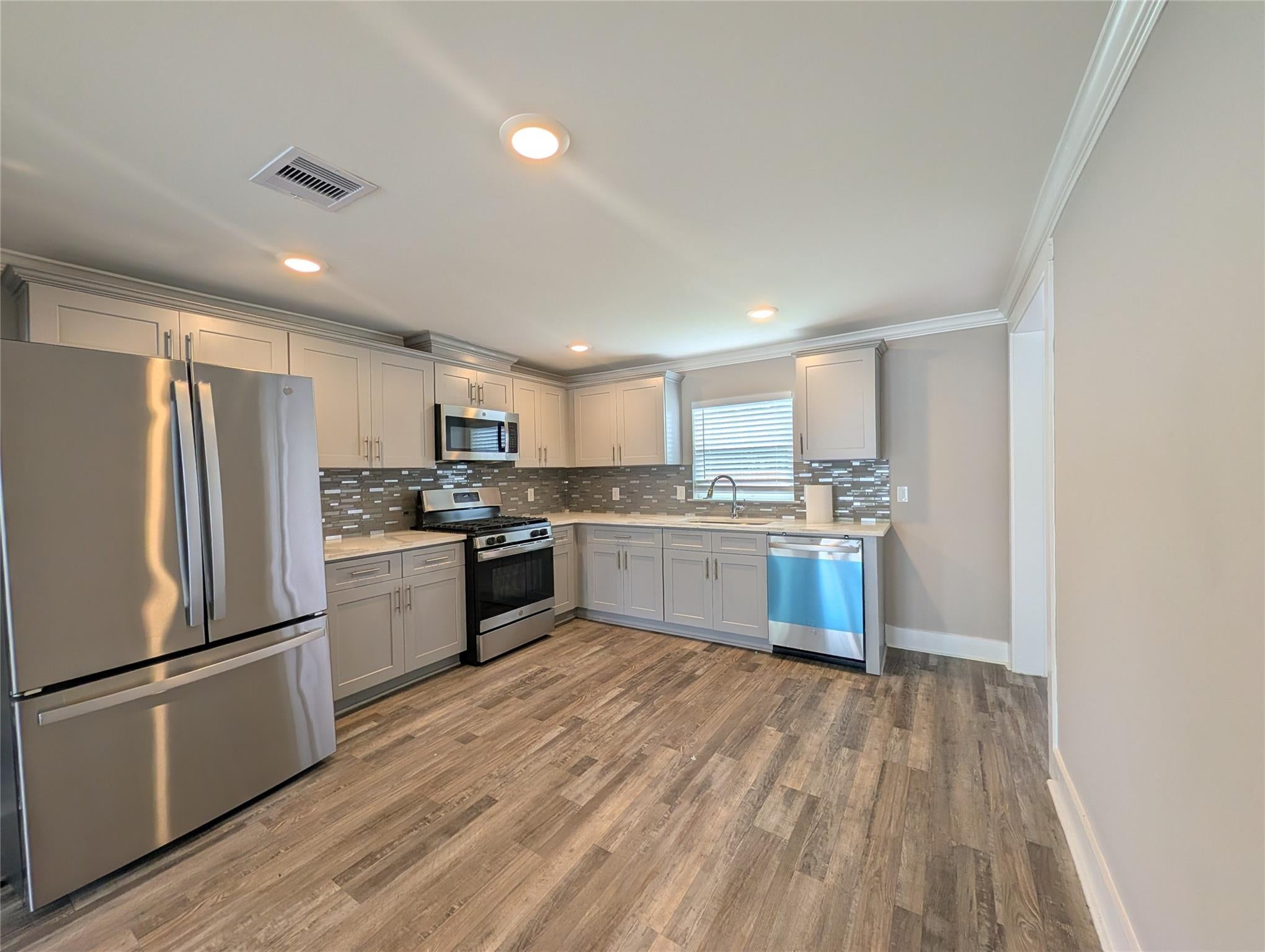 5110 Parker