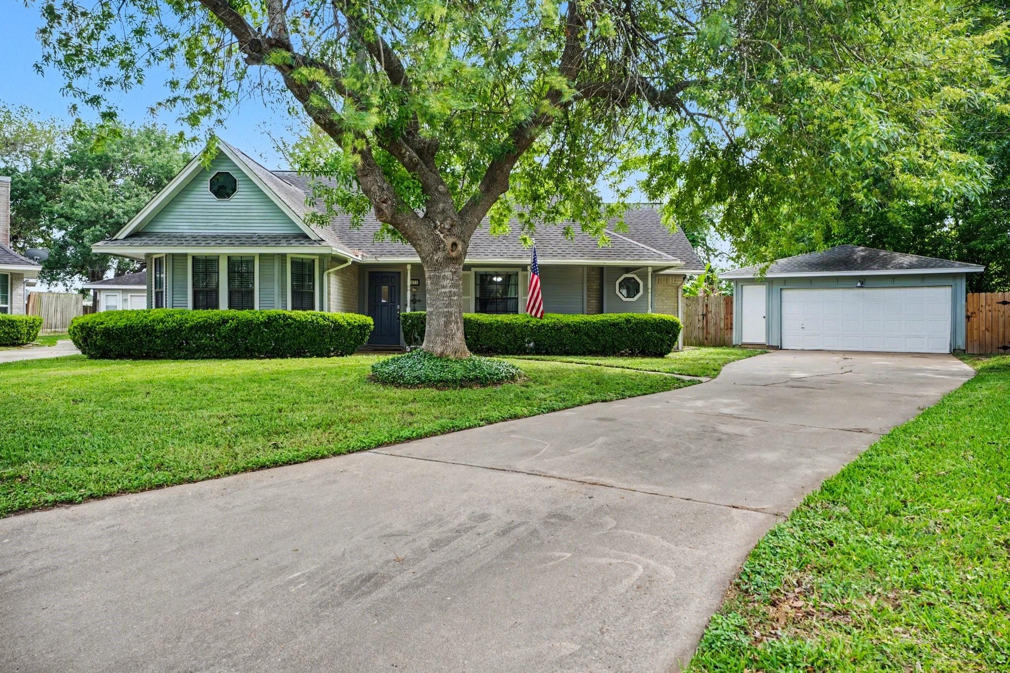 533 White Wing Court
