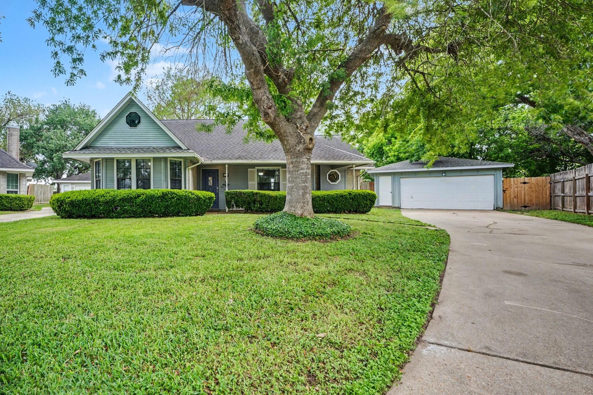 533 White Wing Court