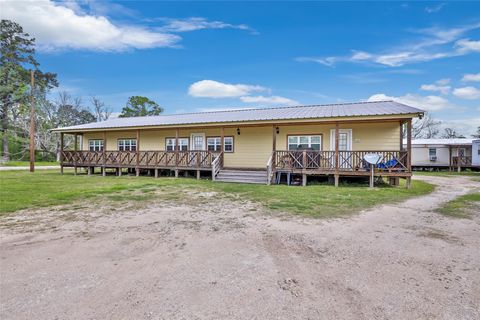 Photo of 10821 Highway 150 #15, Shepherd, TX 77371 (MLS # 8346313)