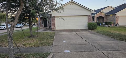 Photo of 13003 Bell Manor Court, Houston, TX 77047 (MLS # 38768825)