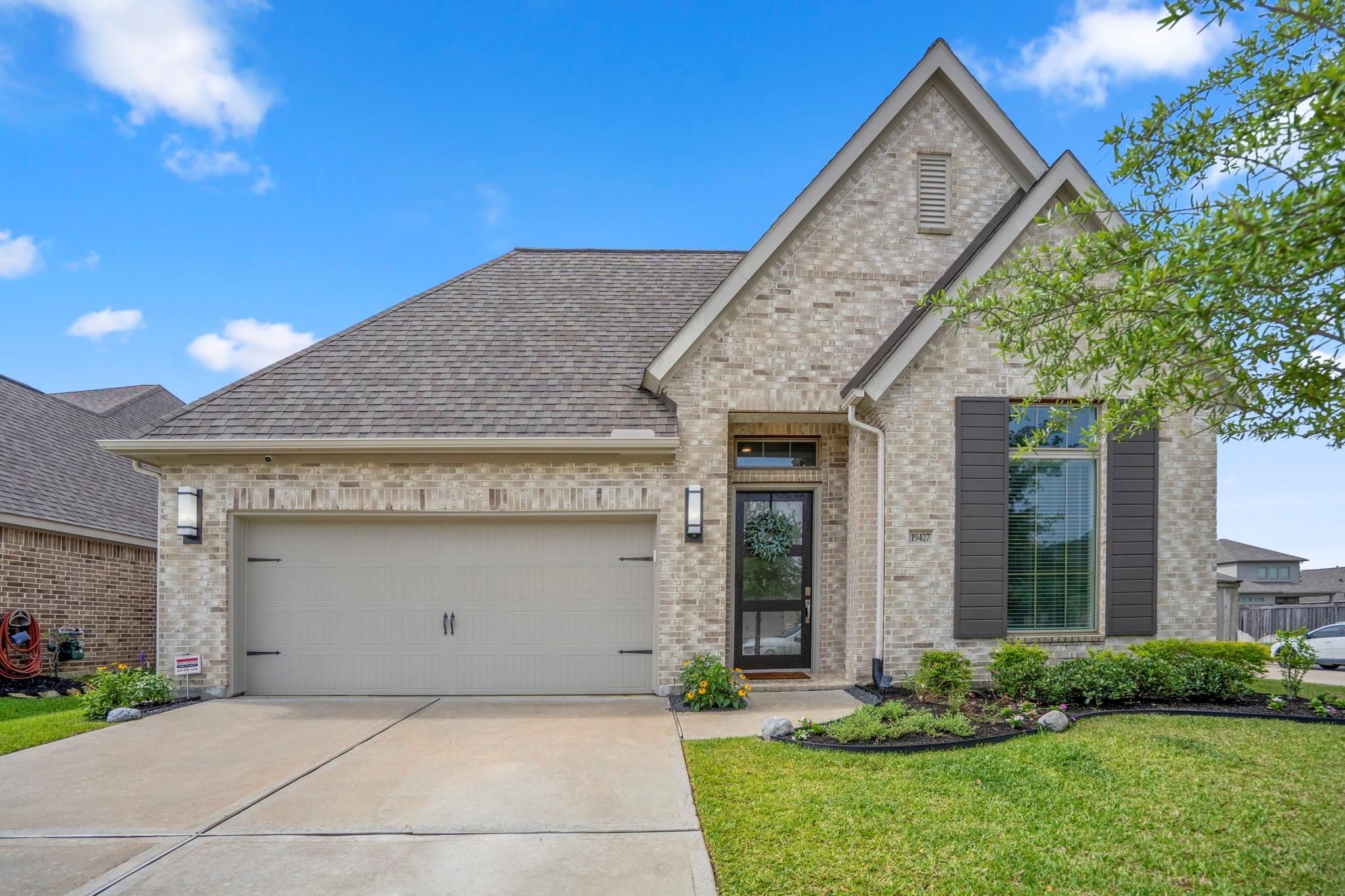 19427 Gray Mare Drive