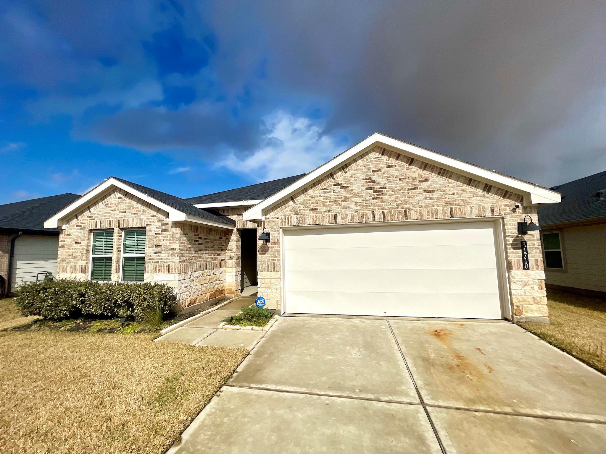 31710 Carlisle Cove Ct
