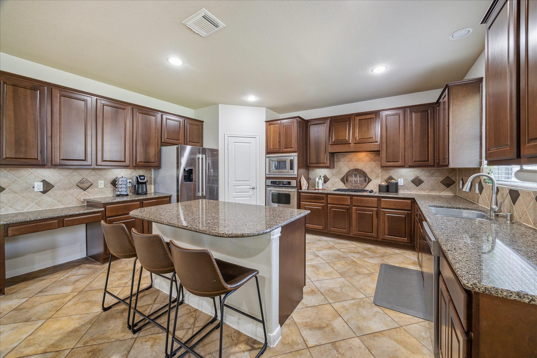 11911 Lake Mead Lane