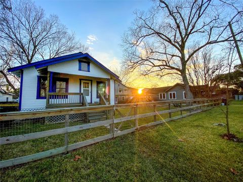 Tiny photo for 7924 Ford Street #A, Houston, TX 77012 (MLS # 6995586)