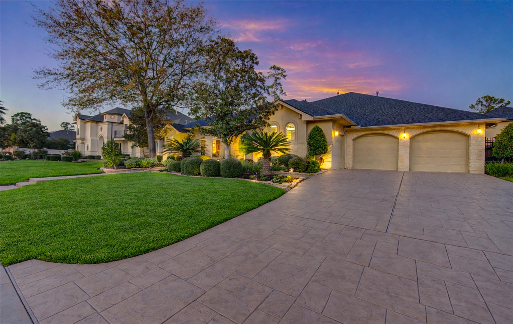 16618 Victoria Falls Drive