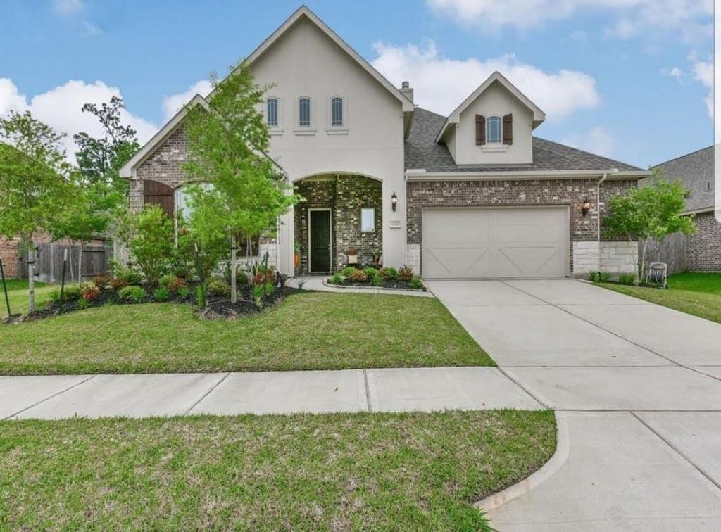 Photo of 13326 Lake Chesdin Road, Houston, TX 77044 (MLS # 97076695)