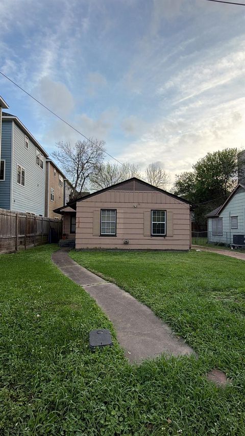 Photo of 2406 Charleston Street, Houston, TX 77021 (MLS # 53296048)