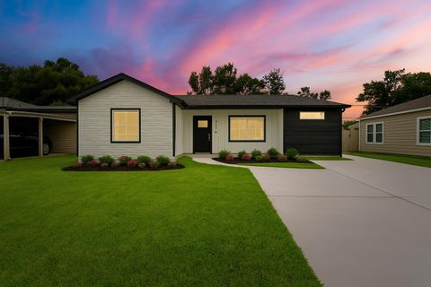 Photo of 4918 Culmore Drive, Houston, TX 77021 (MLS # 33487348)