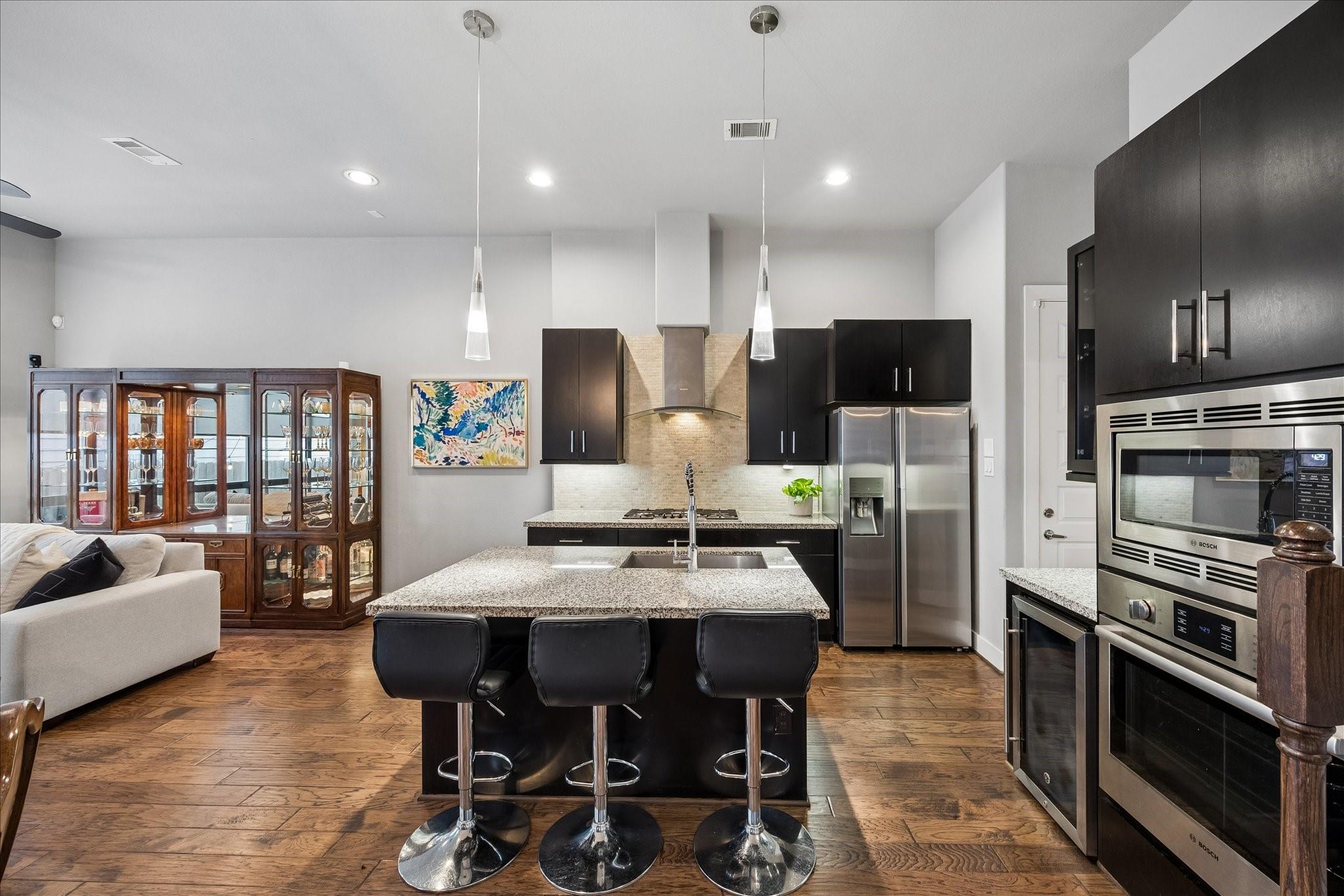 2410 Couch Street
