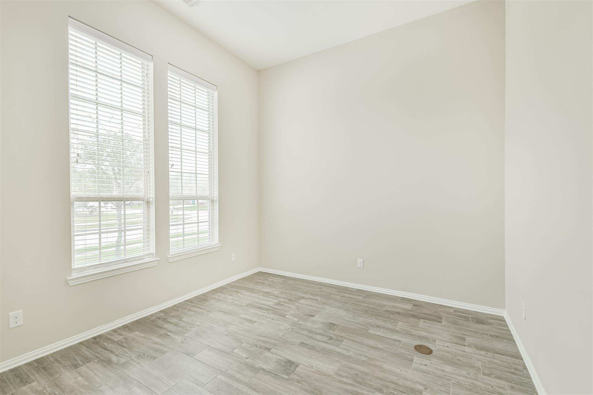 3892 Ponderosa Peak Drive