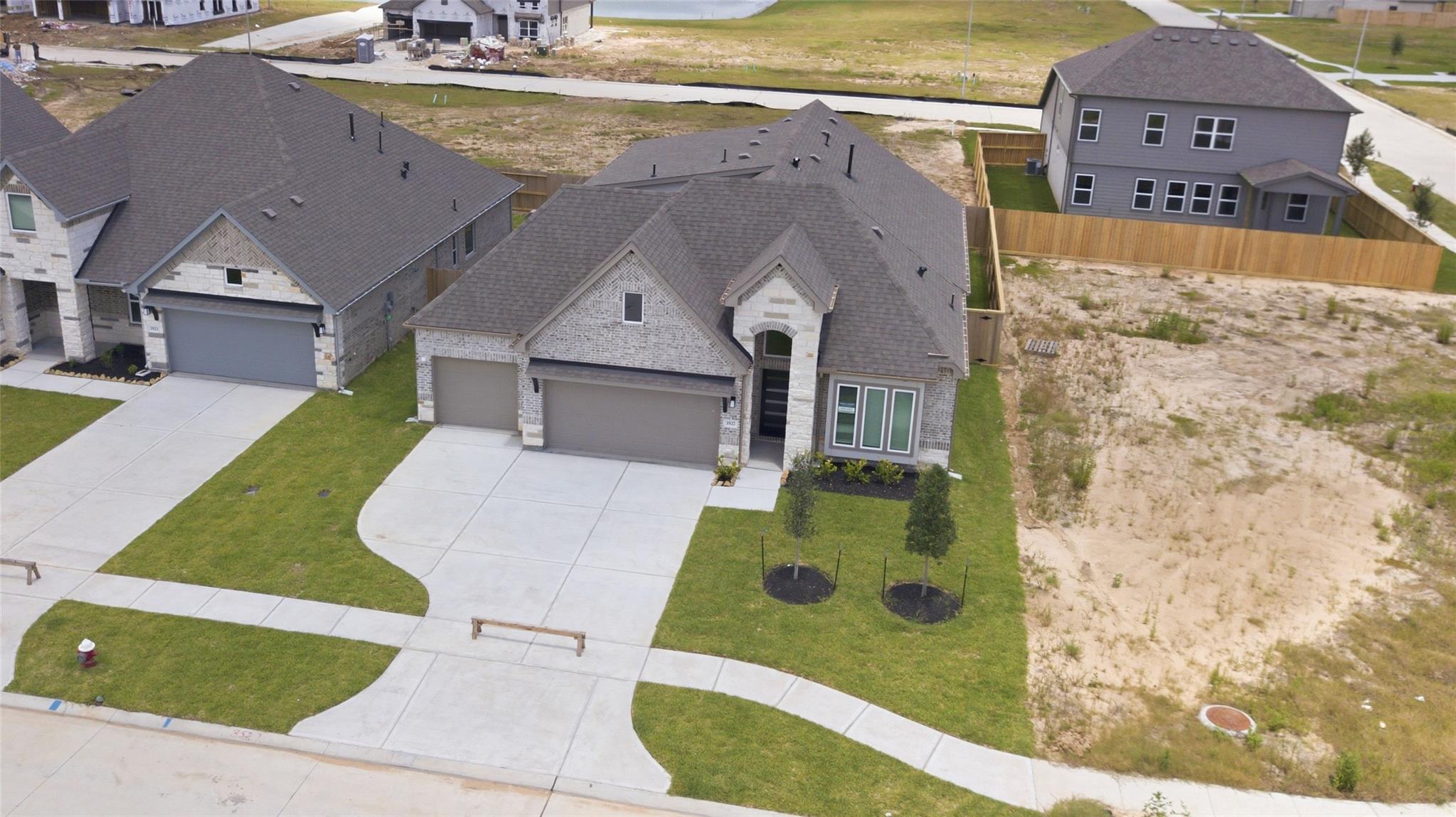 3527 Windmill Palm Drive