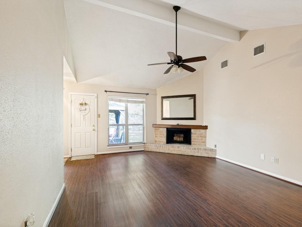 1615 Pecan Hollow Street