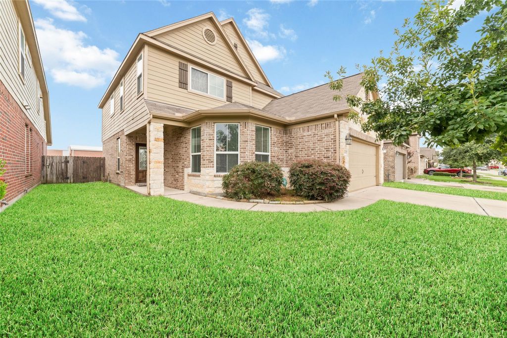 Photo of 18406 Spruce Tree Line Trail, Houston, TX 77084 (MLS # 49740935)