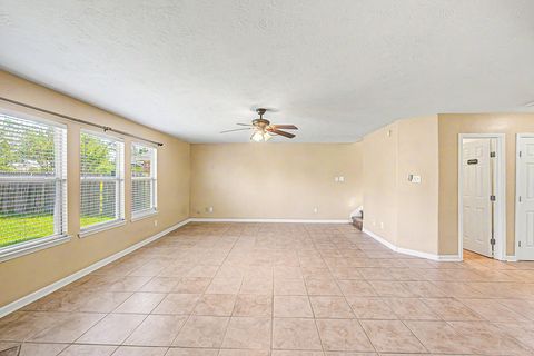 Tiny photo for 18114 Sorrell Oaks Lane, Richmond, TX 77407 (MLS # 69711351)